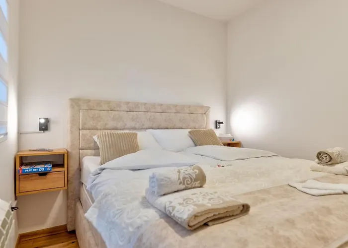 アパート Andjela12 ズラティボール